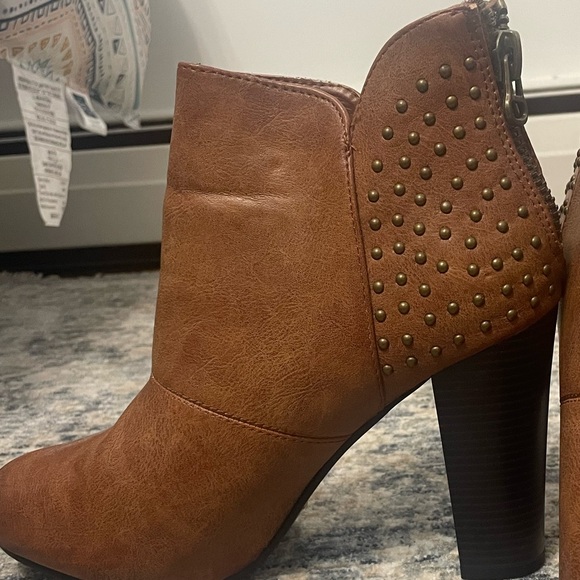 Brown studded booties - Picture 3 of 5